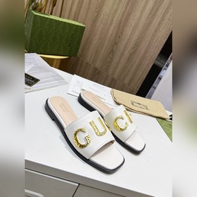 Новые тапочки Gucci с фирменной металлической застежкой Gucci, ин