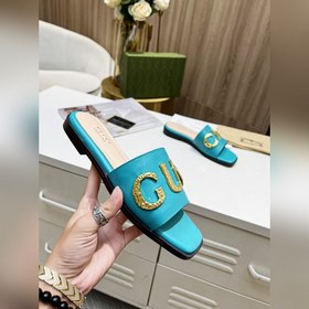 Новые тапочки Gucci с фирменной металлической застежкой Gucci, ин