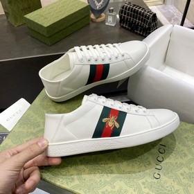 Версия Gucci с чипом высшего качества Белые кроссовки GG для пар 