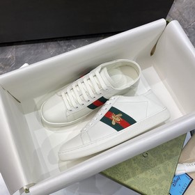 Версия Gucci с чипом высшего качества Белые кроссовки GG для пар 
