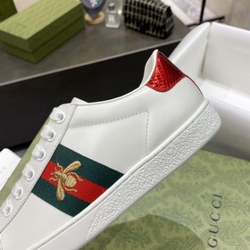 Версия Gucci с чипом высшего качества Белые кроссовки GG для пар 