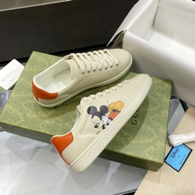 Версия Gucci с чипом высшего качества Белые кроссовки GG для пар 