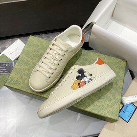 Версия Gucci с чипом высшего качества Белые кроссовки GG для пар 