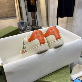 Версия Gucci с чипом высшего качества Белые кроссовки GG для пар 