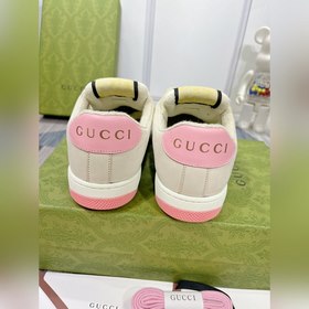 Gucci — новая версия. Пара обуви в стиле «маленькие грязные ботин