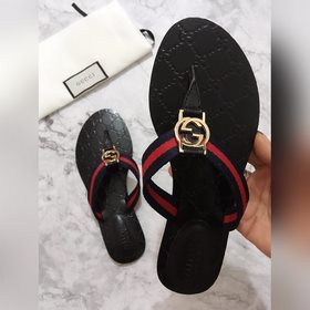 Gucci 2023s новейшая модель сандалий с тисненым ретро-узором из к
