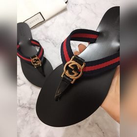 Gucci 2023s новейшая модель сандалий с тисненым ретро-узором из к