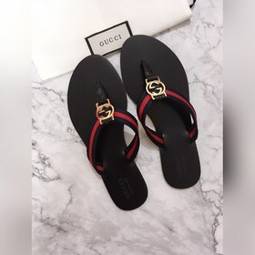 Gucci 2023s новейшая модель сандалий с тисненым ретро-узором из к