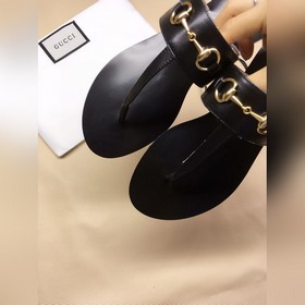 Gucci 2023s новейшая модель сандалий с тисненым ретро-плетением к