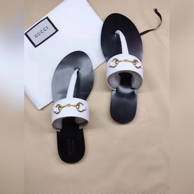 Gucci 2023s новейшая модель сандалий с тисненым ретро-узором из к
