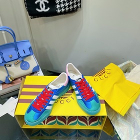 Совместная коллекция adidas x Gucci： кроссовки Gazelle для пар Ор