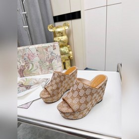 Серия сандалий Gucci с полным покрытием стразами, резиновой подош