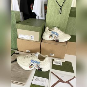 Пара обуви Gucci в стиле «папа», изготовленные из искусственно со