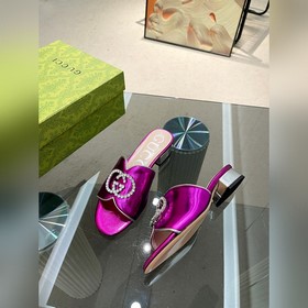 Gucci (лето 2023, женская модель, макаронные цвета, для изящных д