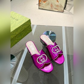 Gucci (лето 2023, женская модель, макаронные цвета, для изящных д