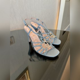 GUCCI 23 весенняя новинка： сандалии с кристаллами Сандалии «Isa» 