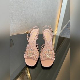 GUCCI 23 весенняя новинка — сандалии с кристаллами Сандалии «Isa»