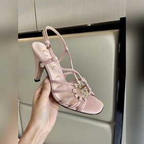 GUCCI 23 весенняя новинка — сандалии с кристаллами Сандалии «Isa»