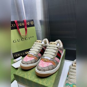 Новые цвета обуви Gucci