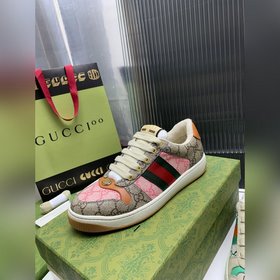 Новые цвета обуви Gucci