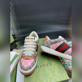 Новые цвета обуви Gucci