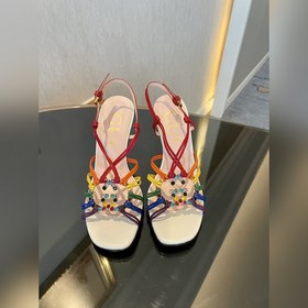 GUCCI 23 весенняя новинка — сандалии с кристаллами Сандалии «Isa»