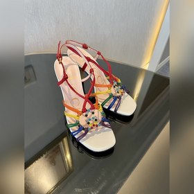 GUCCI 23 весенняя новинка — сандалии с кристаллами Сандалии «Isa»