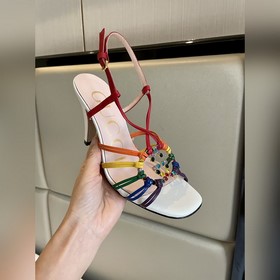 GUCCI 23 весенняя новинка — сандалии с кристаллами Сандалии «Isa»