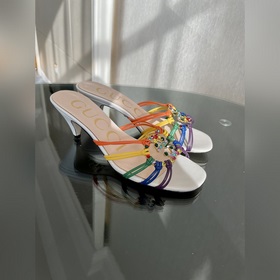 GUCCI 23 весенняя новинка — сандалии с кристаллами Сандалии «Isa»