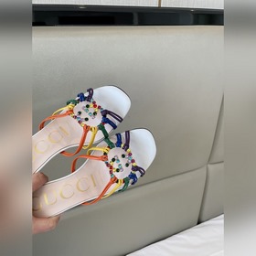 GUCCI 23 весенняя новинка — сандалии с кристаллами Сандалии «Isa»