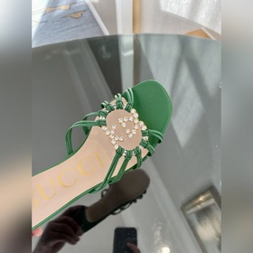 GUCCI 23 весенняя новинка： сандалии с кристаллами Сандалии «Isa» 