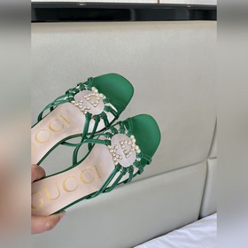 GUCCI 23 весенняя новинка： сандалии с кристаллами Сандалии «Isa» 
