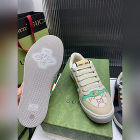 Новые цвета обуви Gucci