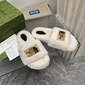 2023 - Топовая версия： TNF x Gucci, совместная коллекция, тапочки