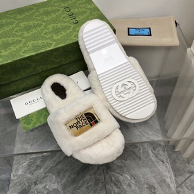 2023 - Топовая версия： TNF x Gucci, совместная коллекция, тапочки