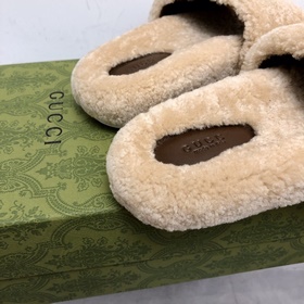 2023 — версия премиум-класса： TNF x Gucci, совместная коллекция с