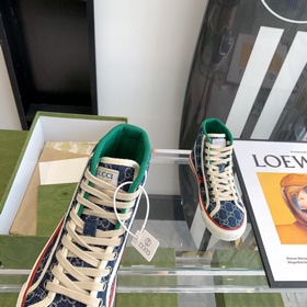 Обувь Gucci с высоким каблуком уже в продаже, обновление в магази