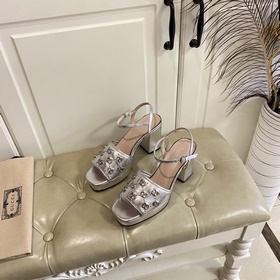 Новые сандалии Gucci, металлическая пряжка G, кожа овцы, подкладк