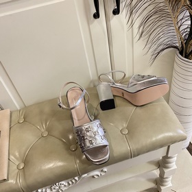 Новые сандалии Gucci, металлическая пряжка G, кожа овцы, подкладк