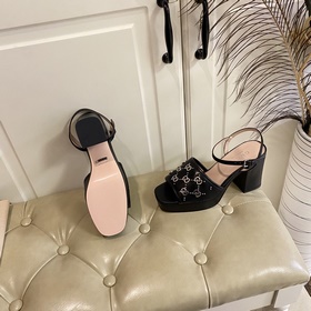 Новые сандалии Gucci, металлическая пряжка G, кожа овцы, подкладк