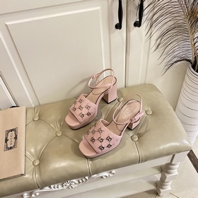 Новые сандалии Gucci, металлическая пряжка G, кожа овцы, подкладк