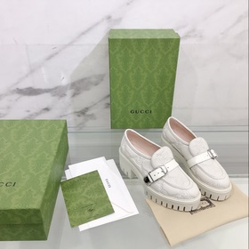 Электрически вышитые лодочки Gucci с двойным логотипом G отличают
