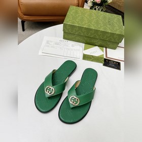 Новые сандалии Gucci 2023. Переплетенные буквы G являются классич