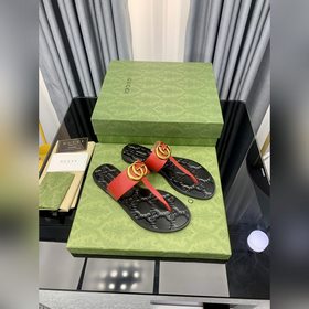 Сандалии Gucci°Gucci ранней весны, классическая модель с плоской 