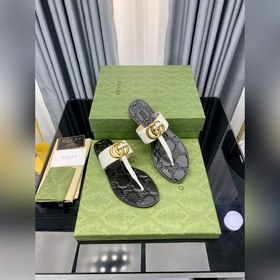 Сандалии Gucci°Gucci ранней весны, классическая модель с плоской 