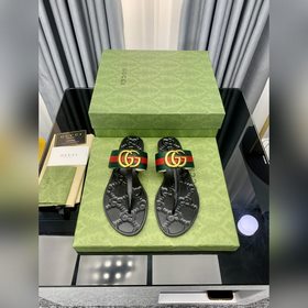 Сандалии Gucci°Gucci ранней весны, классическая модель с плоской