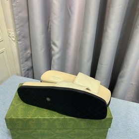Серия тапочек Gucci для пар, новинки пляжной обуви Официальный са