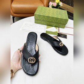 Новые сандалии Gucci 2023. Переплетенные буквы G являются классич