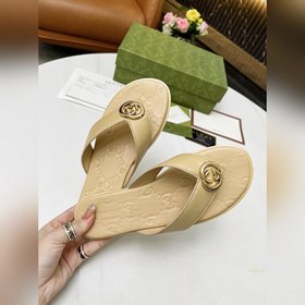 Новые сандалии Gucci 2023. Переплетенные буквы G являются классич