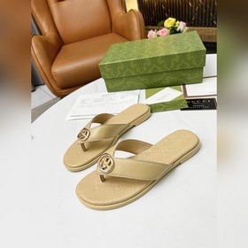 Новые сандалии Gucci 2023. Переплетенные буквы G являются классич